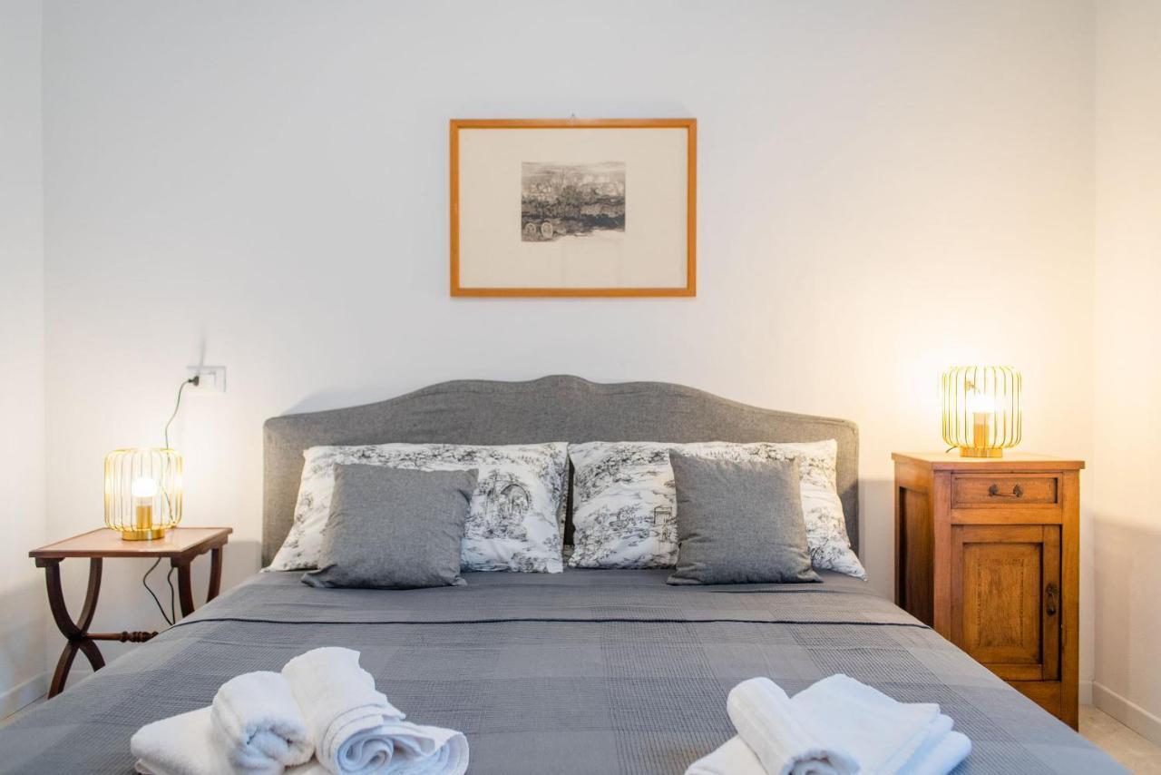 Ortigia And Temple Of Apollo Apartments Syracuse Ngoại thất bức ảnh